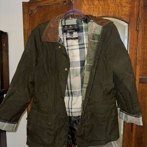 Size 6 Barbour coat